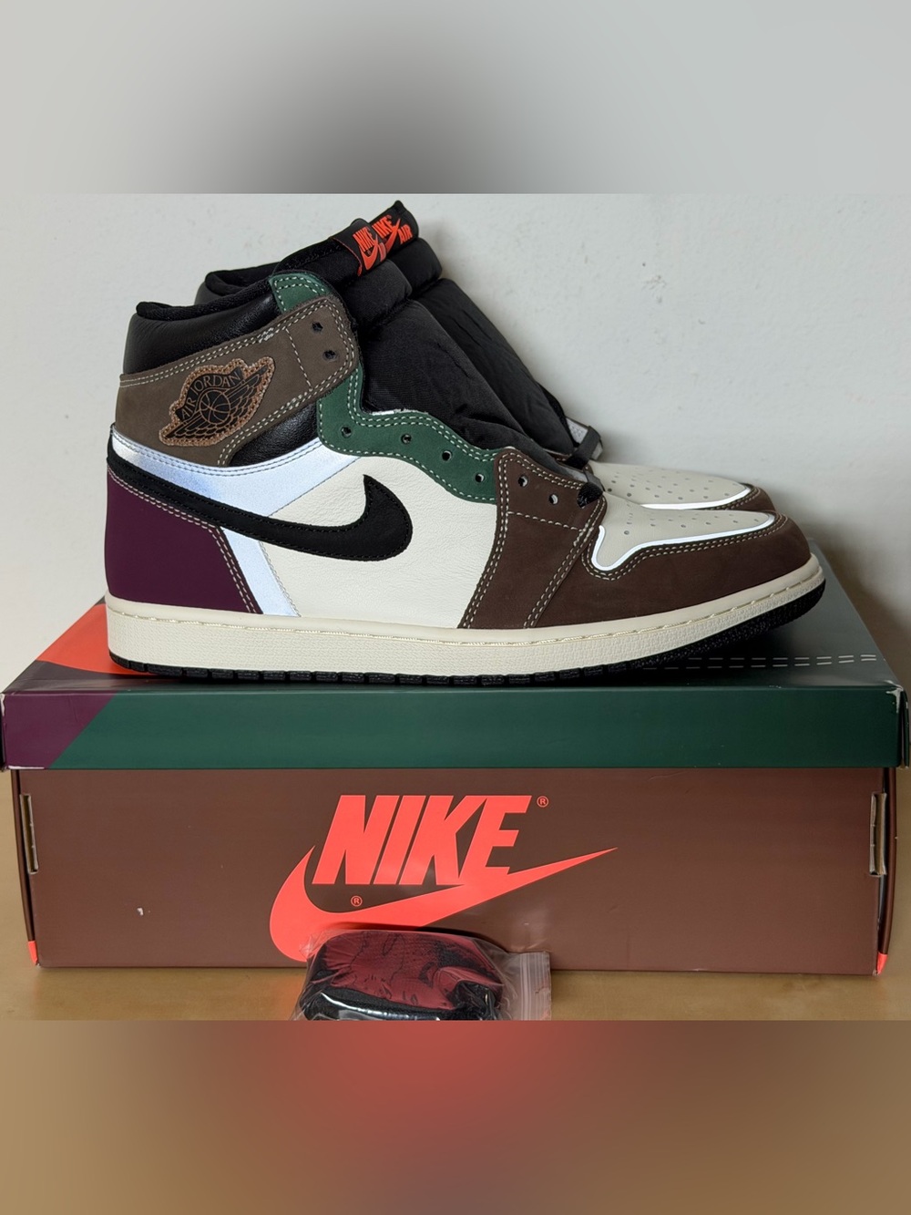Nike Air Jordan 1 Retro High OG Hand Crafted Sneakers DH3097-001 Men's Size 10.5